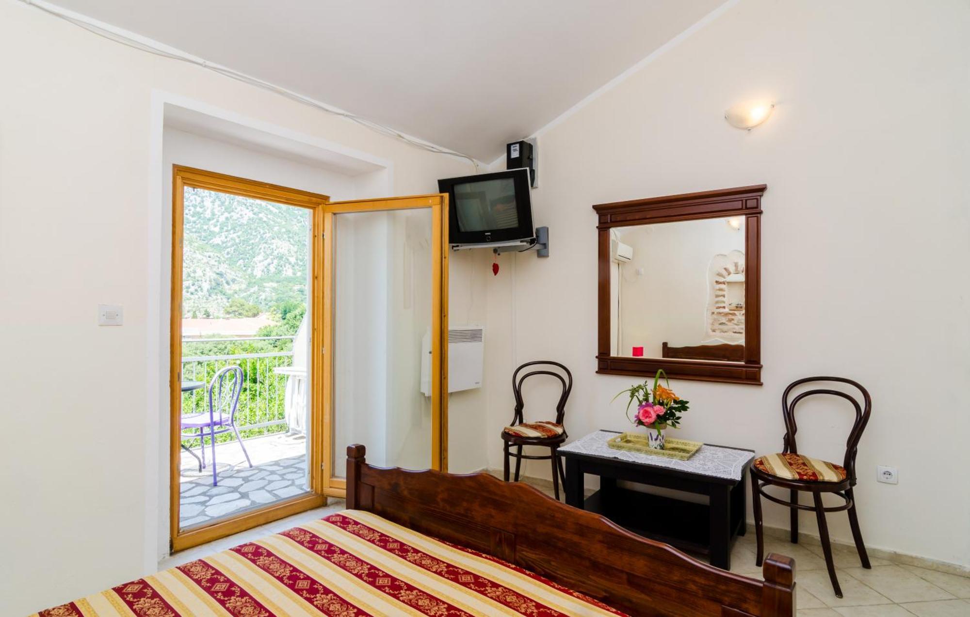 Apartments In Rustic House Risan Zewnętrze zdjęcie